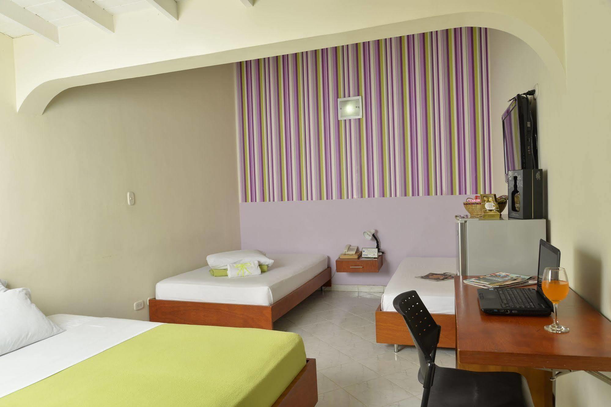 Casa Portico Hotel Medellin Luaran gambar