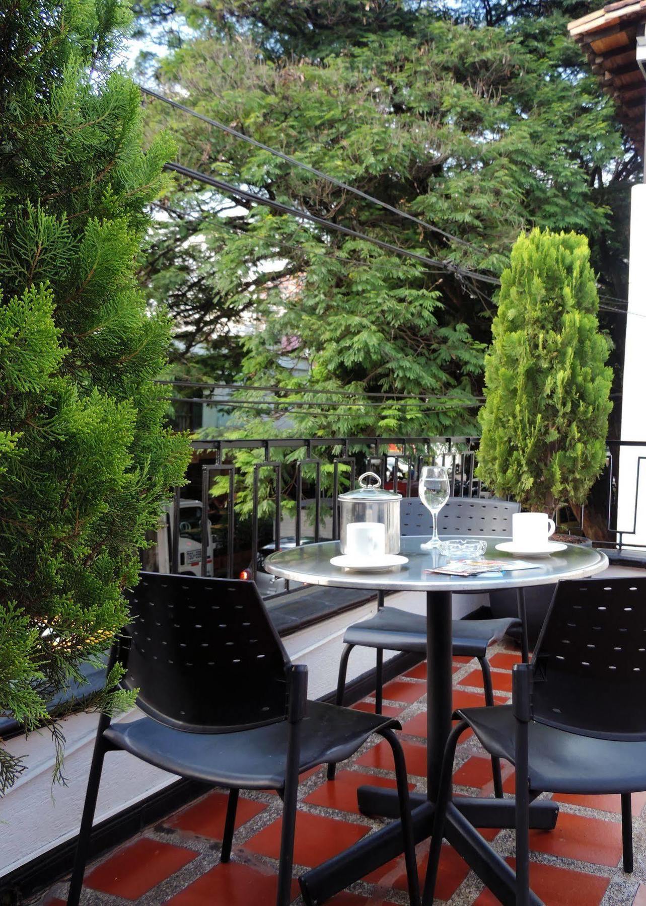 Casa Portico Hotel Medellin Luaran gambar